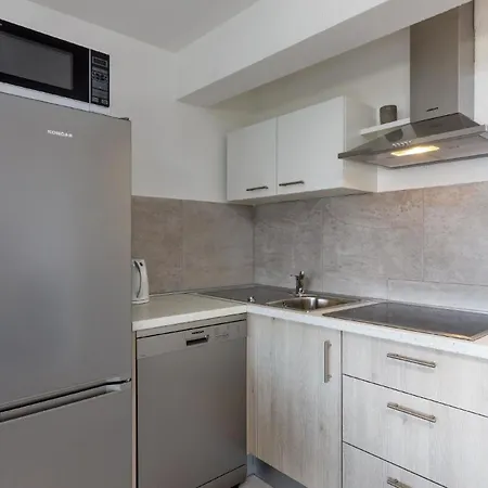 Apartment Schoenes In Mit Schoener Terrasse